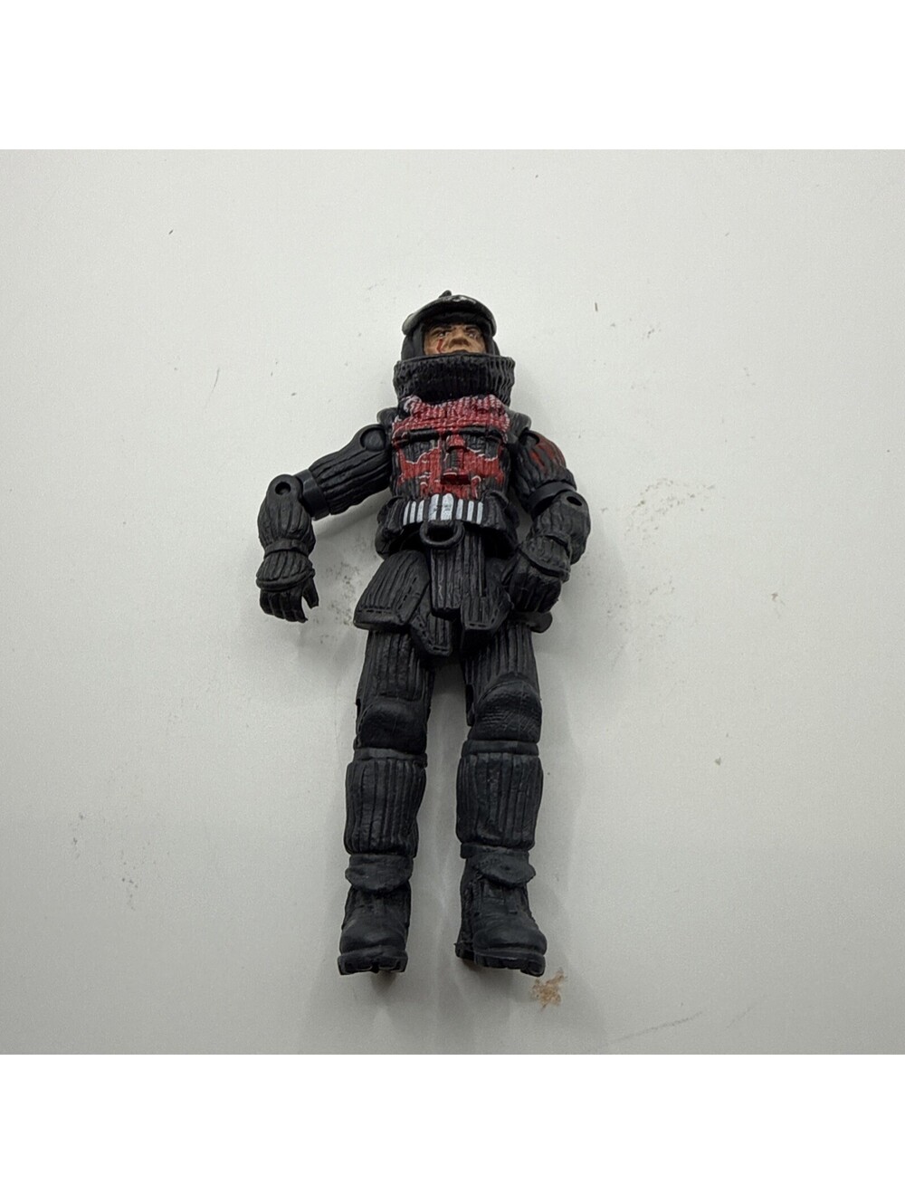 2005 Lanard THE CORPS Elite OGRE (Black & Red) Military 4” Action Figure